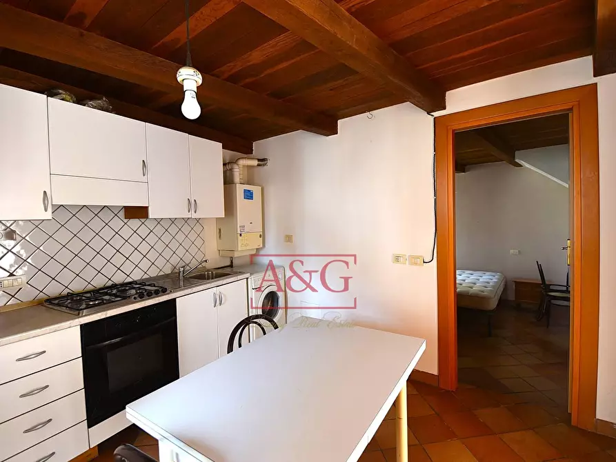 Immagine 5 di Appartamento in vendita  in Piaggia Pompeo e Pietro Paolo Floriani a Macerata