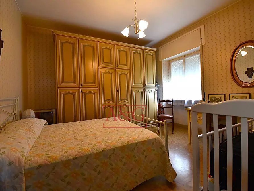 Immagine 27 di Appartamento in vendita  in Via Roma a Montefalcone Appennino