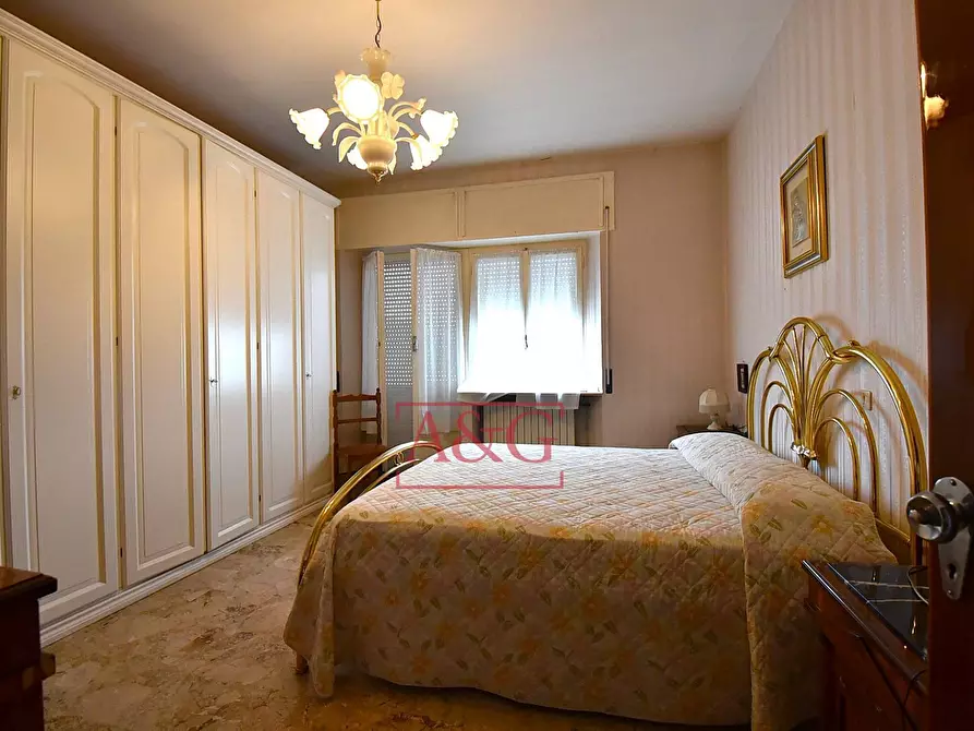 Immagine 29 di Appartamento in vendita  in Via Roma a Montefalcone Appennino