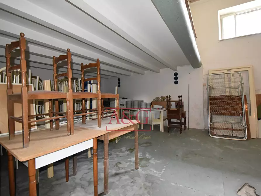 Immagine 45 di Appartamento in vendita  in Via Roma a Montefalcone Appennino