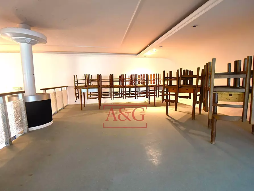 Immagine 49 di Appartamento in vendita  in Via Roma a Montefalcone Appennino