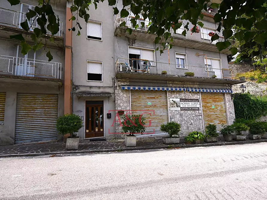 Immagine 9 di Appartamento in vendita  in Via Roma a Montefalcone Appennino