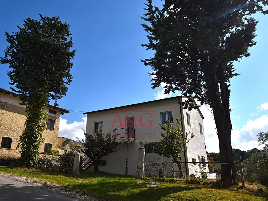 Immagine 15 di Casa indipendente in vendita  in Contrada Fiastra a Ripe San Ginesio