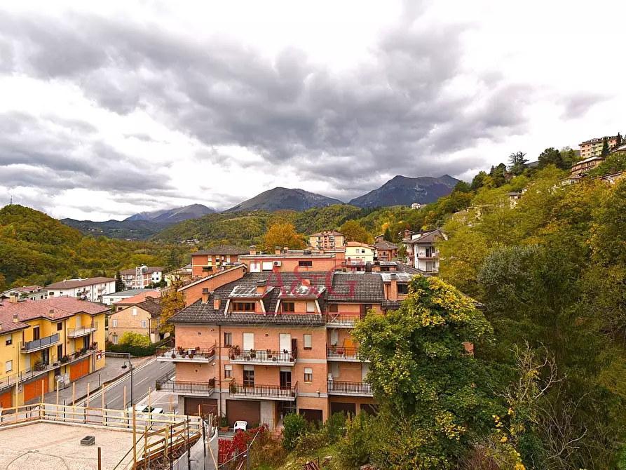 Immagine 21 di Appartamento in vendita  in Via Angelo Biondi 2 a Amandola