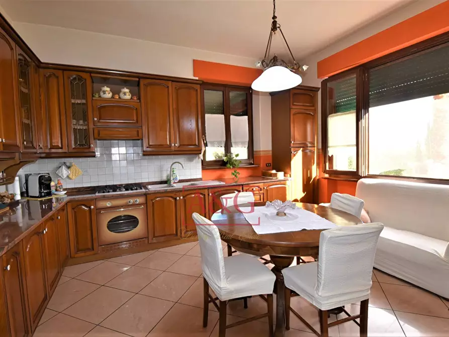 Immagine 9 di Appartamento in vendita  in via john kennedy 4 a Amandola