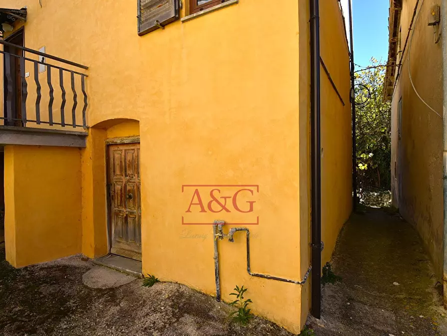 Immagine 12 di Casa indipendente in vendita  in Via Villa Salvi a Amandola