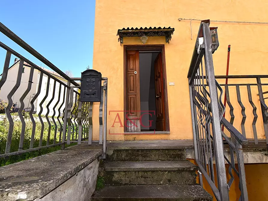 Immagine 13 di Casa indipendente in vendita  in Via Villa Salvi a Amandola