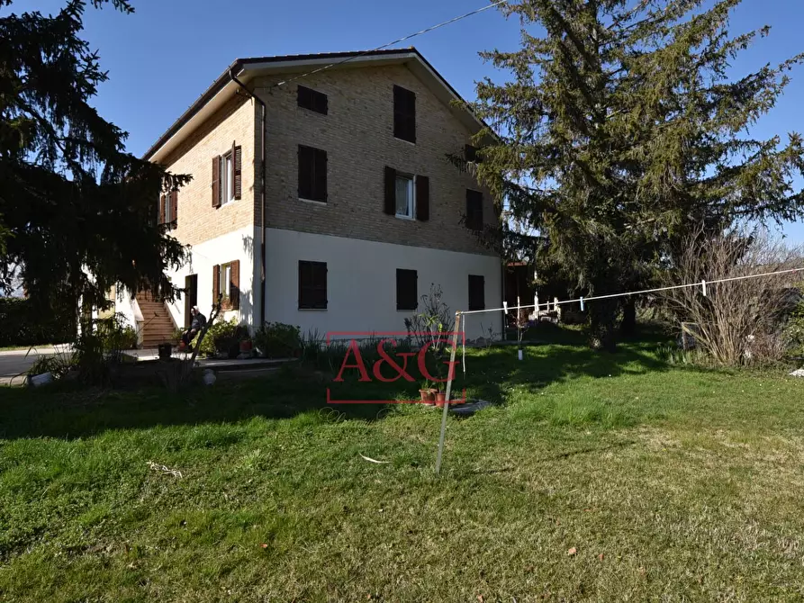 Immagine 2 di Rustico / casale in vendita  in Contrada Piane di Monteverde 49 a Montegiorgio