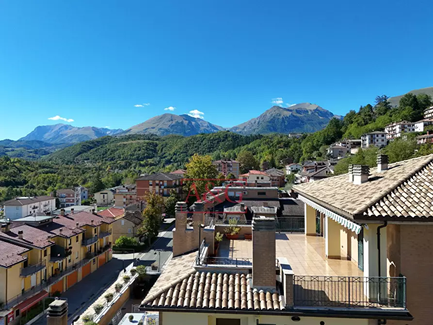 Immagine 3 di Appartamento in vendita  in Via Angelo Biondi 2 a Amandola