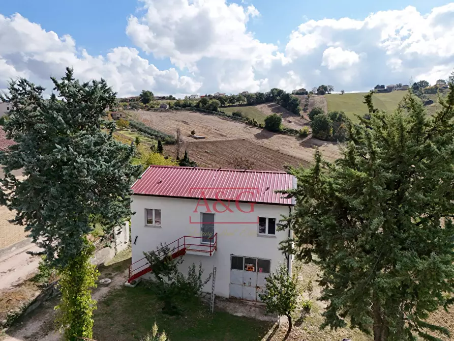 Immagine 20 di Casa indipendente in vendita  in Contrada Fiastra a Ripe San Ginesio