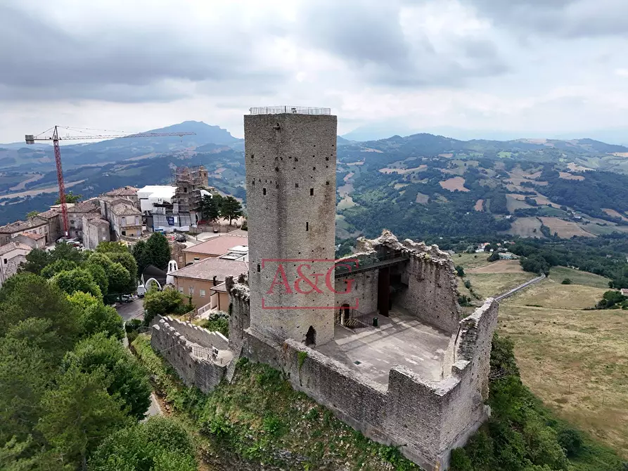 Immagine 56 di Appartamento in vendita  in Via Roma a Montefalcone Appennino