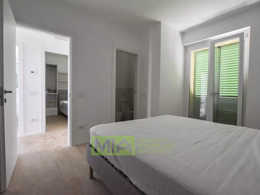 Immagine 21 di Villa in vendita  a Campofilone