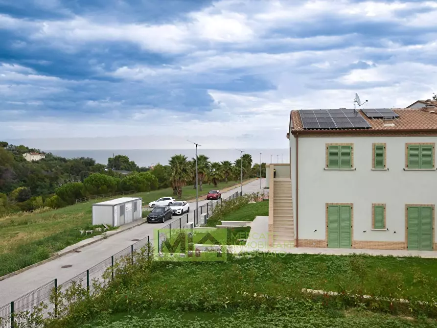 Immagine 26 di Villa in vendita  a Campofilone