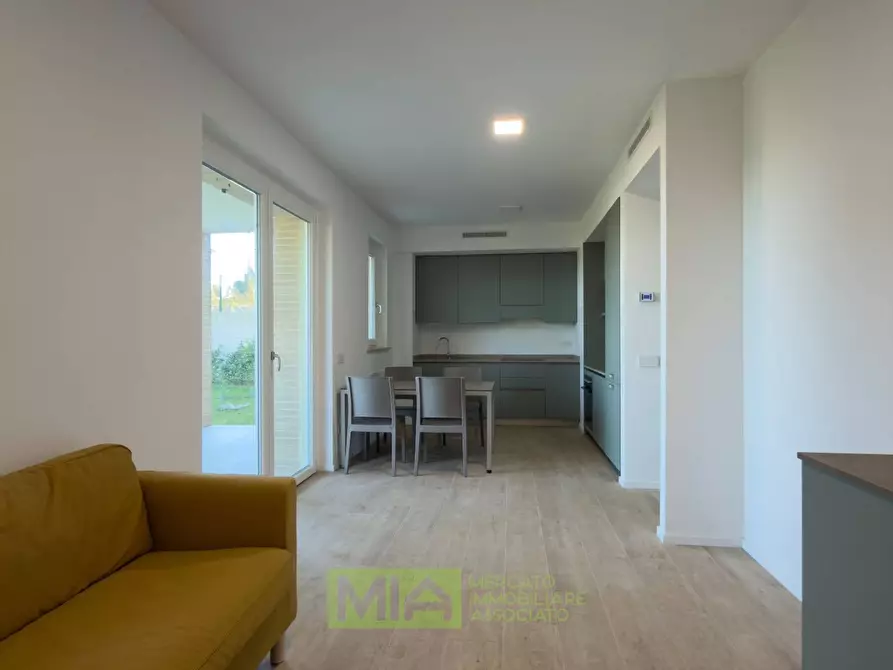 Immagine 29 di Villa in vendita  a Campofilone