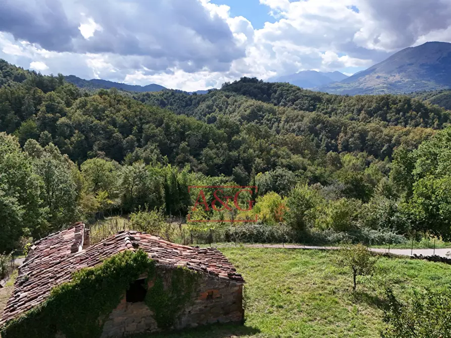 Immagine 25 di Rustico / casale in vendita  in villa casa paradisi superiore snc a Amandola