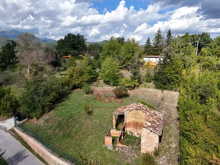 Immagine 28 di Rustico / casale in vendita  in villa casa paradisi superiore snc a Amandola