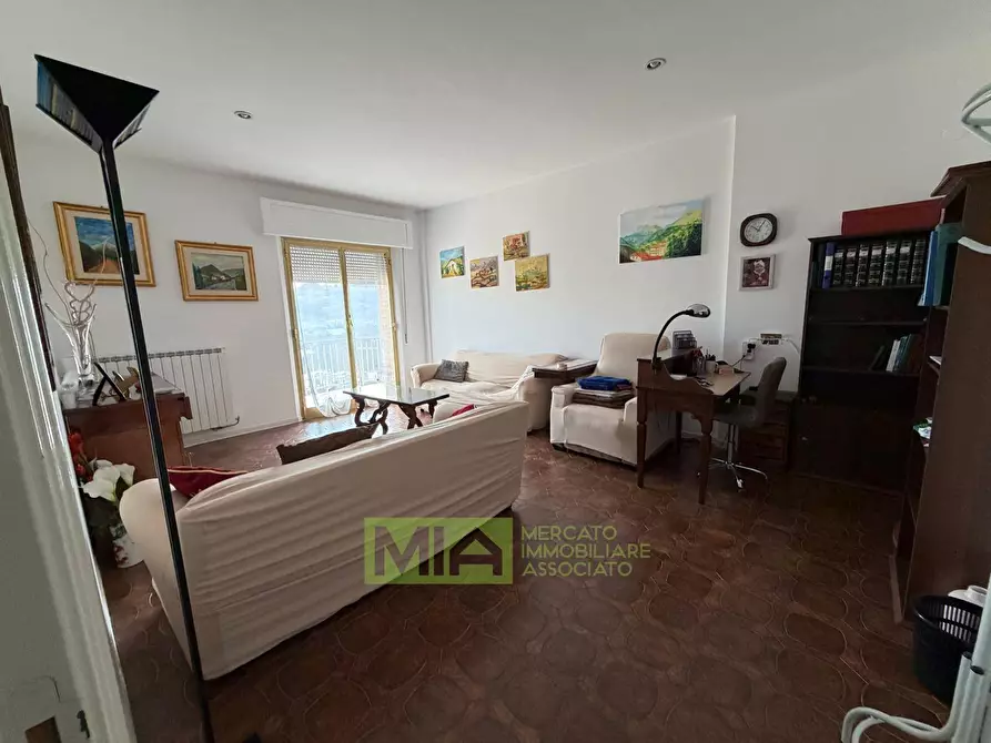 Immagine 1 di Appartamento in vendita  in Via Papa Giovanni XXIII 14 a Amandola