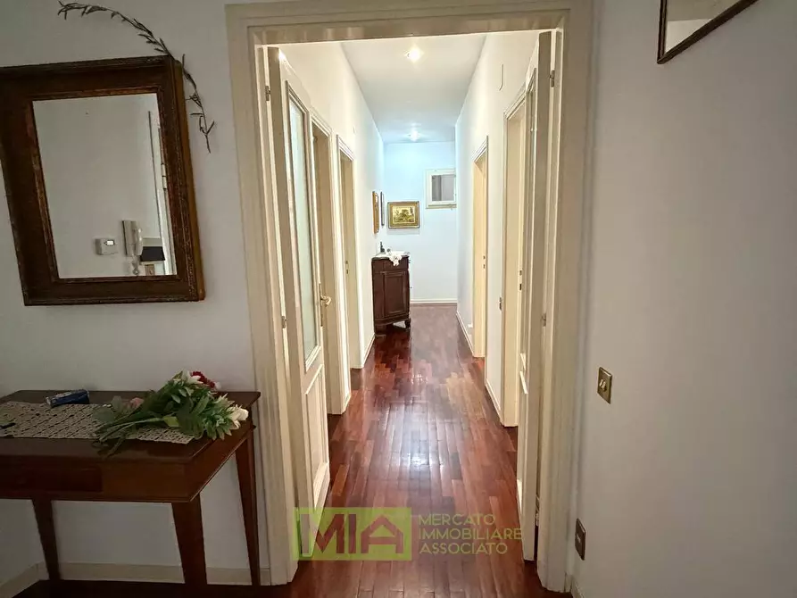 Immagine 2 di Appartamento in vendita  in Via Papa Giovanni XXIII 14 a Amandola