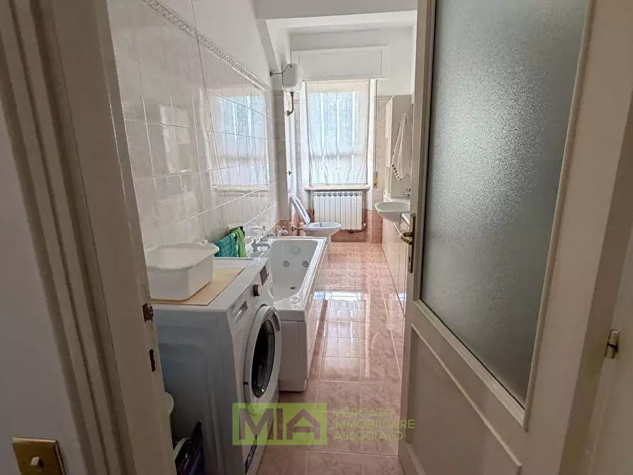 Immagine 3 di Appartamento in vendita  in Via Papa Giovanni XXIII 14 a Amandola