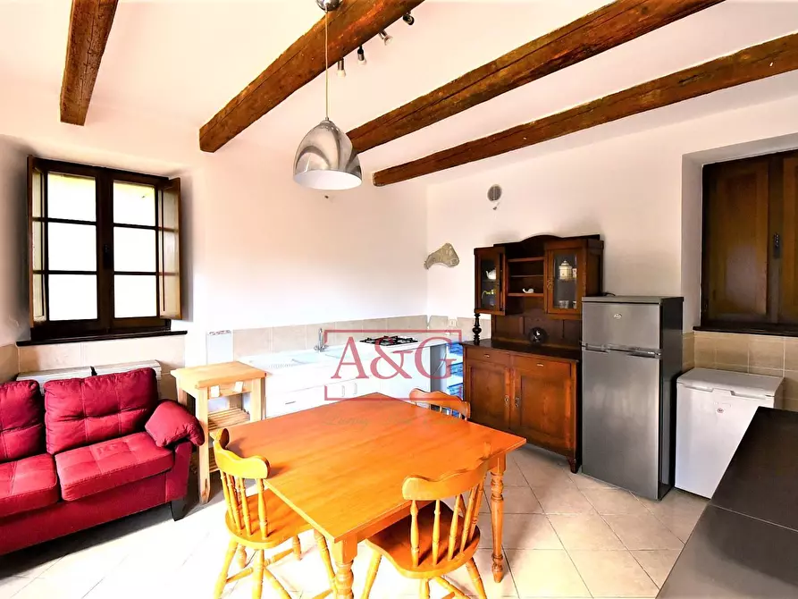 Immagine 10 di Rustico / casale in vendita  in CONTRADA FAVETO a Montefalcone Appennino