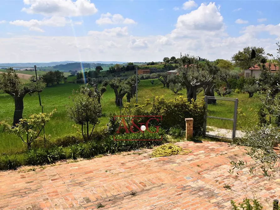 Immagine 47 di Rustico / casale in vendita  in Frazione Montefiore a Recanati