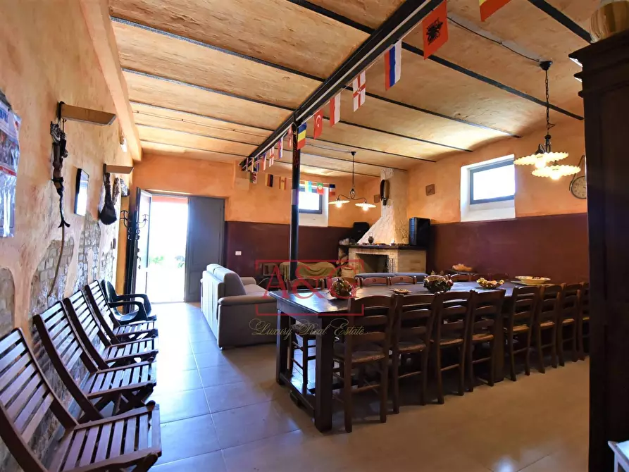 Immagine 11 di Rustico / casale in vendita  in Frazione Montefiore a Recanati