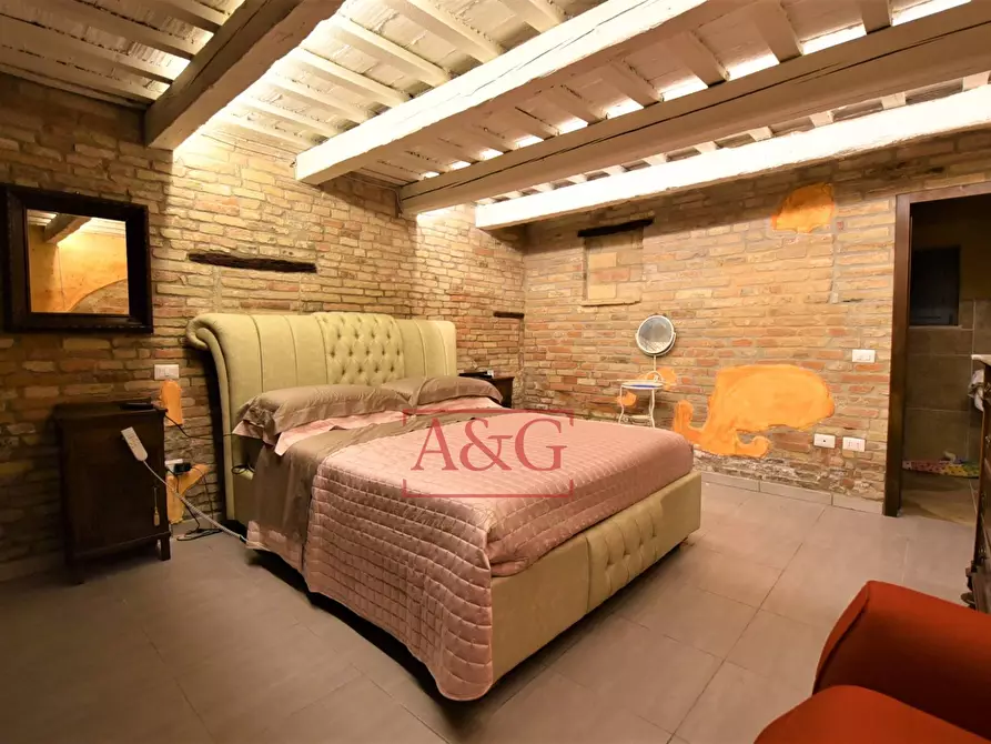 Immagine 15 di Rustico / casale in vendita  in Frazione Montefiore a Recanati