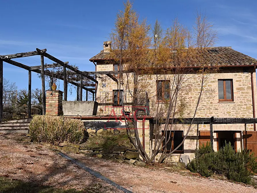 Immagine 13 di Rustico / casale in vendita  in VILLA CACCIANEBBIA a Amandola