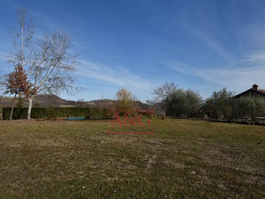 Immagine 64 di Rustico / casale in vendita  in VILLA CACCIANEBBIA a Amandola