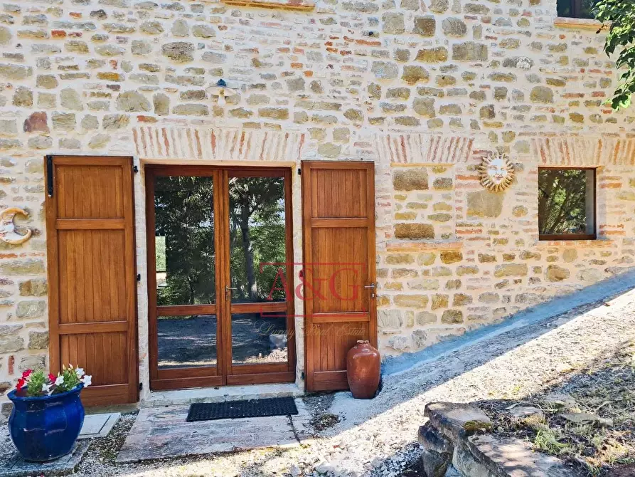 Immagine 6 di Rustico / casale in vendita  in VILLA CACCIANEBBIA a Amandola