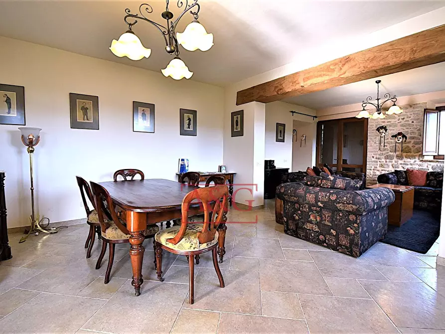 Immagine 21 di Rustico / casale in vendita  in VILLA CACCIANEBBIA a Amandola