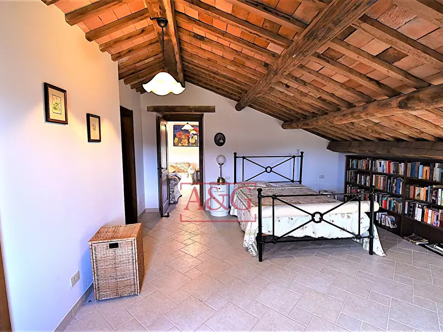 Immagine 53 di Rustico / casale in vendita  in VILLA CACCIANEBBIA a Amandola