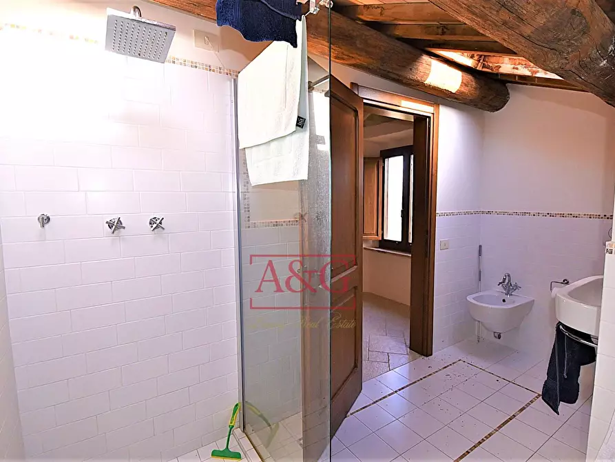 Immagine 56 di Rustico / casale in vendita  in VILLA CACCIANEBBIA a Amandola