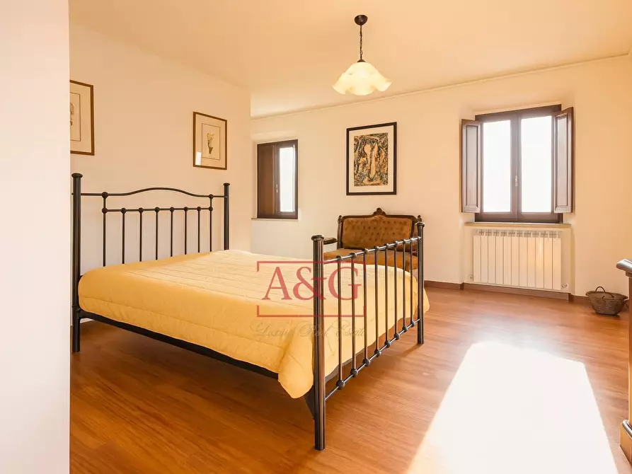 Immagine 44 di Rustico / casale in vendita  in VILLA CACCIANEBBIA a Amandola