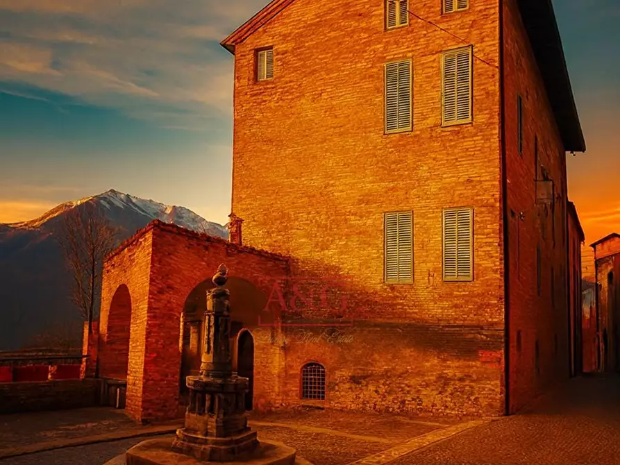 Immagine 2 di Villa in vendita  in VIA S. LUCIA a Montefortino