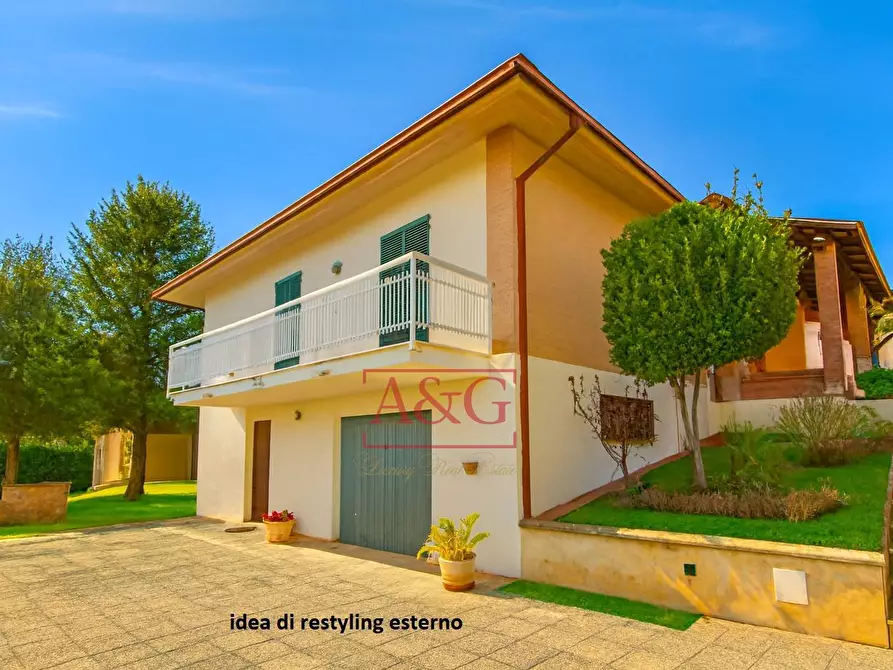 Immagine 2 di Villa in vendita  in Località Villa Rustici a Amandola