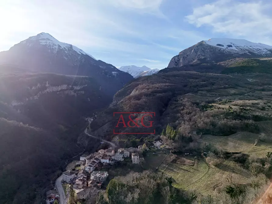 Immagine 38 di Appartamento in vendita  in Località Campodarte 22 a Montefortino