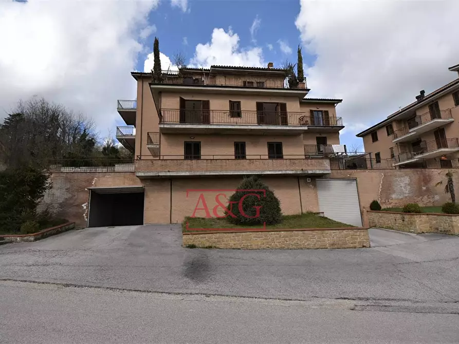 Immagine 1 di Appartamento in vendita  in Via G. Puccini 12 a Sarnano