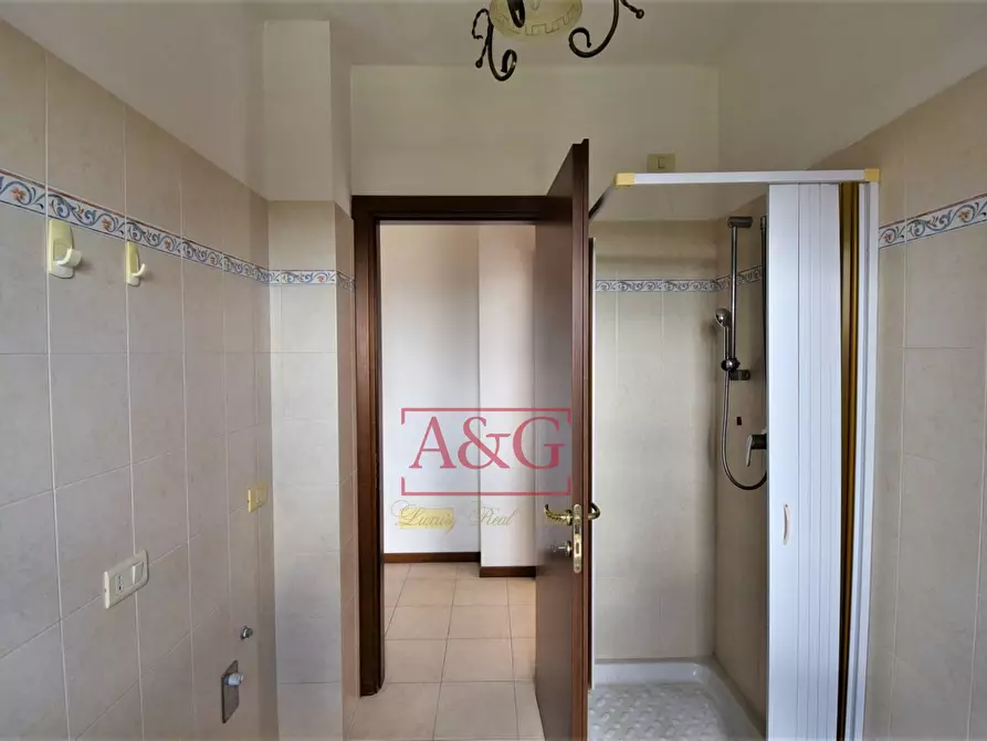 Immagine 11 di Appartamento in vendita  in Via G. Puccini 12 a Sarnano