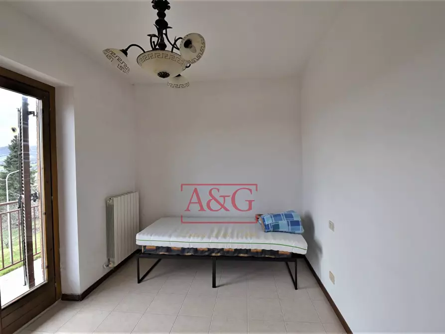 Immagine 12 di Appartamento in vendita  in Via G. Puccini 12 a Sarnano