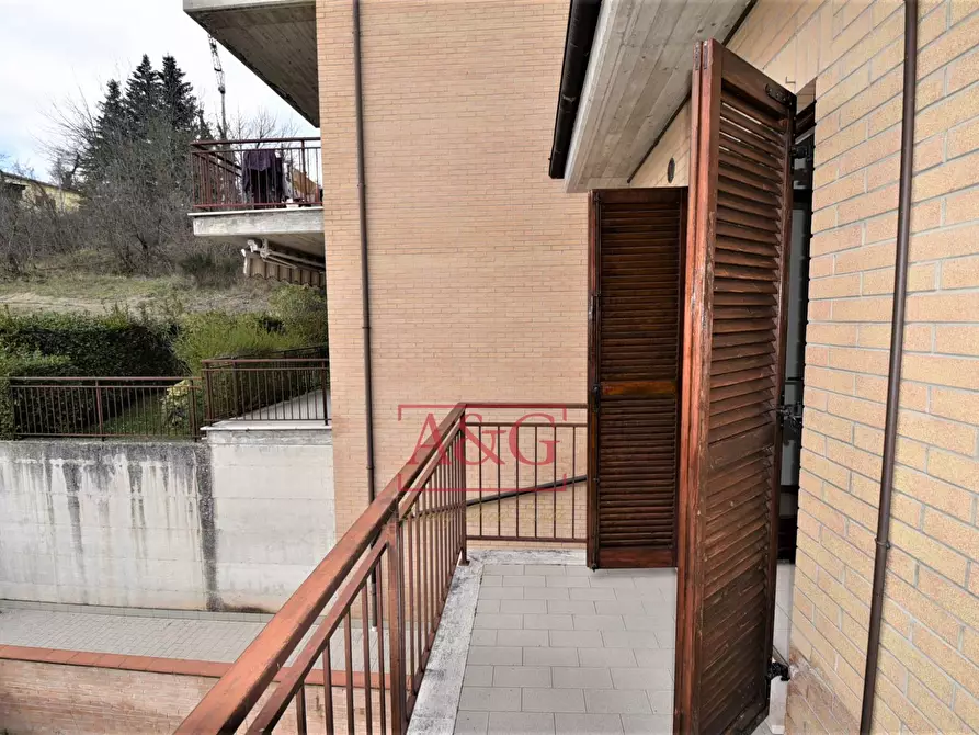 Immagine 15 di Appartamento in vendita  in Via G. Puccini 12 a Sarnano