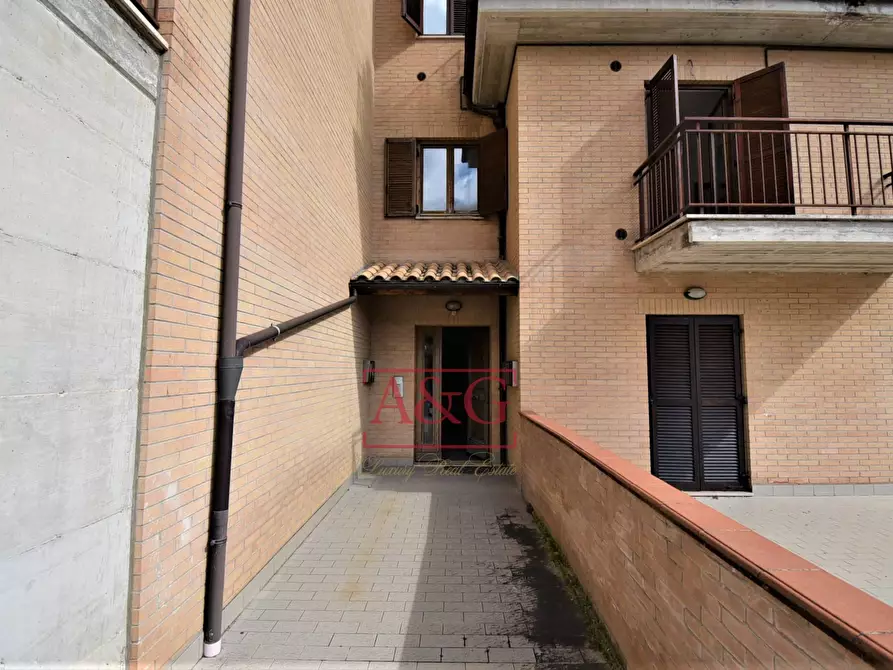 Immagine 23 di Appartamento in vendita  in Via G. Puccini 12 a Sarnano