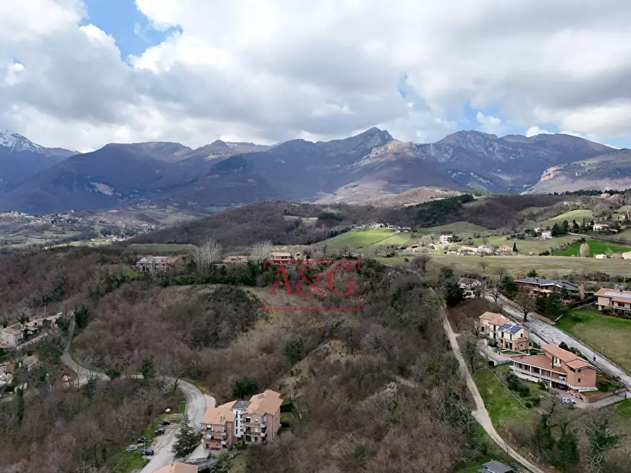 Immagine 27 di Appartamento in vendita  in Via G. Puccini 12 a Sarnano