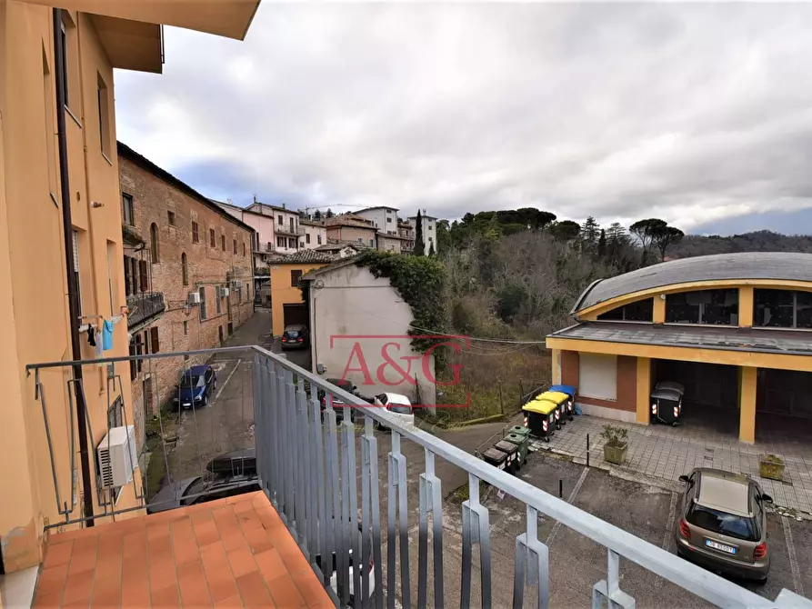 Immagine 16 di Appartamento in vendita  in Borgo Garibaldi 95 a Sarnano