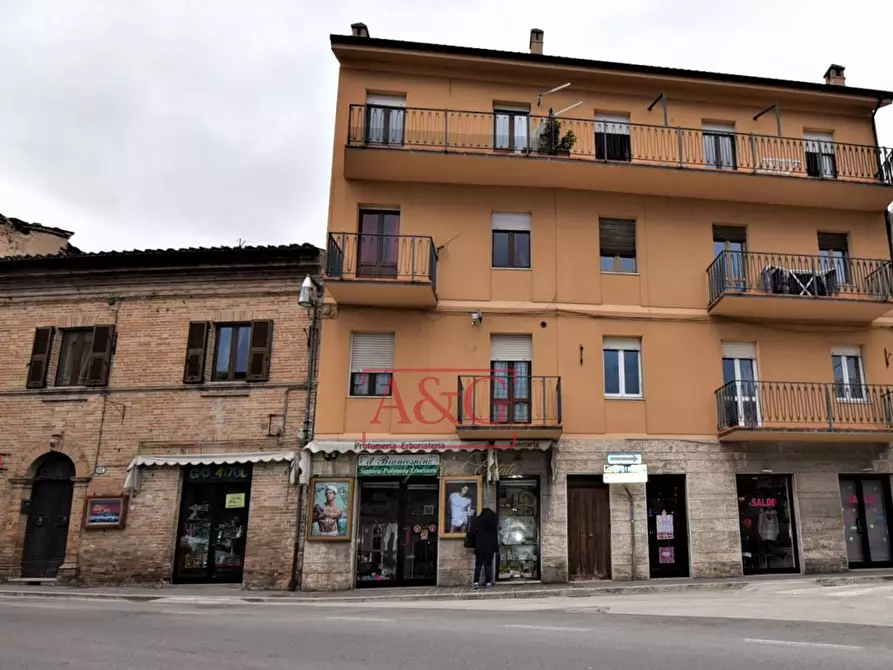 Immagine 1 di Appartamento in vendita  in Borgo Garibaldi 95 a Sarnano