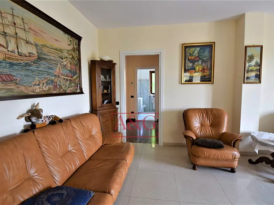 Immagine 9 di Appartamento in vendita  in via Angelo Biondi 2 a Amandola