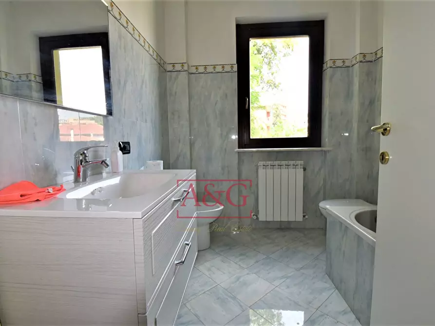 Immagine 23 di Appartamento in vendita  in via Angelo Biondi 2 a Amandola