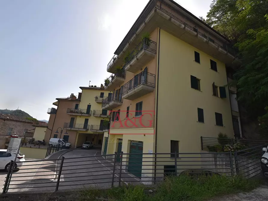 Immagine 36 di Appartamento in vendita  in via Angelo Biondi 2 a Amandola