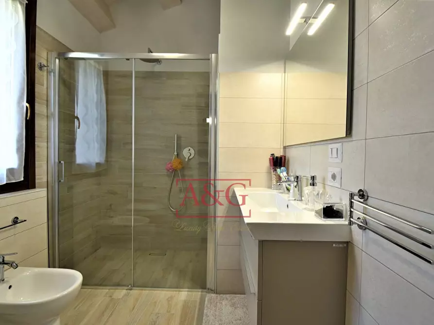 Immagine 22 di Rustico / casale in vendita  in Contrada Morico 73 a San Ginesio