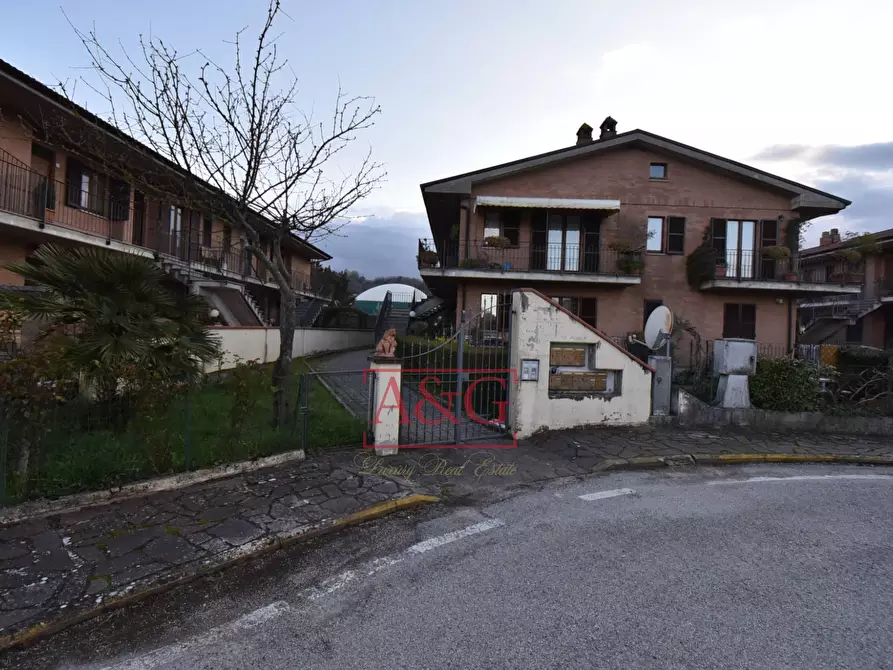 Immagine 29 di Appartamento in vendita  in Via Ancona 84 a Amandola